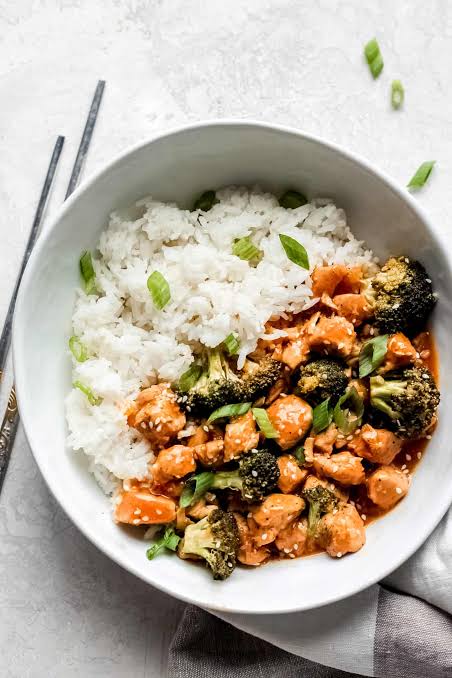 Chicken, rice, and broccoli for dinner